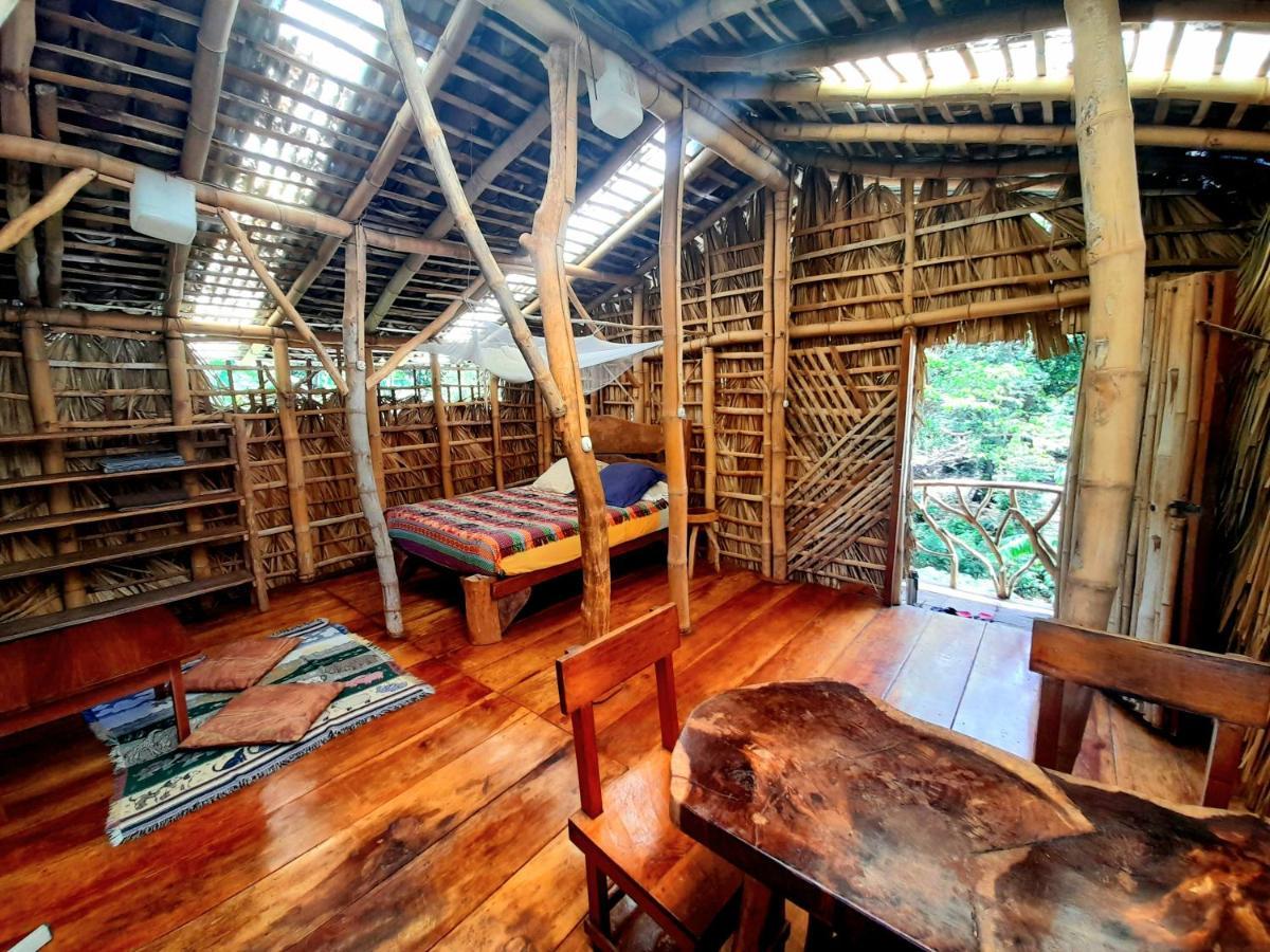 El Bamboo Cabins Balgue Екстериор снимка