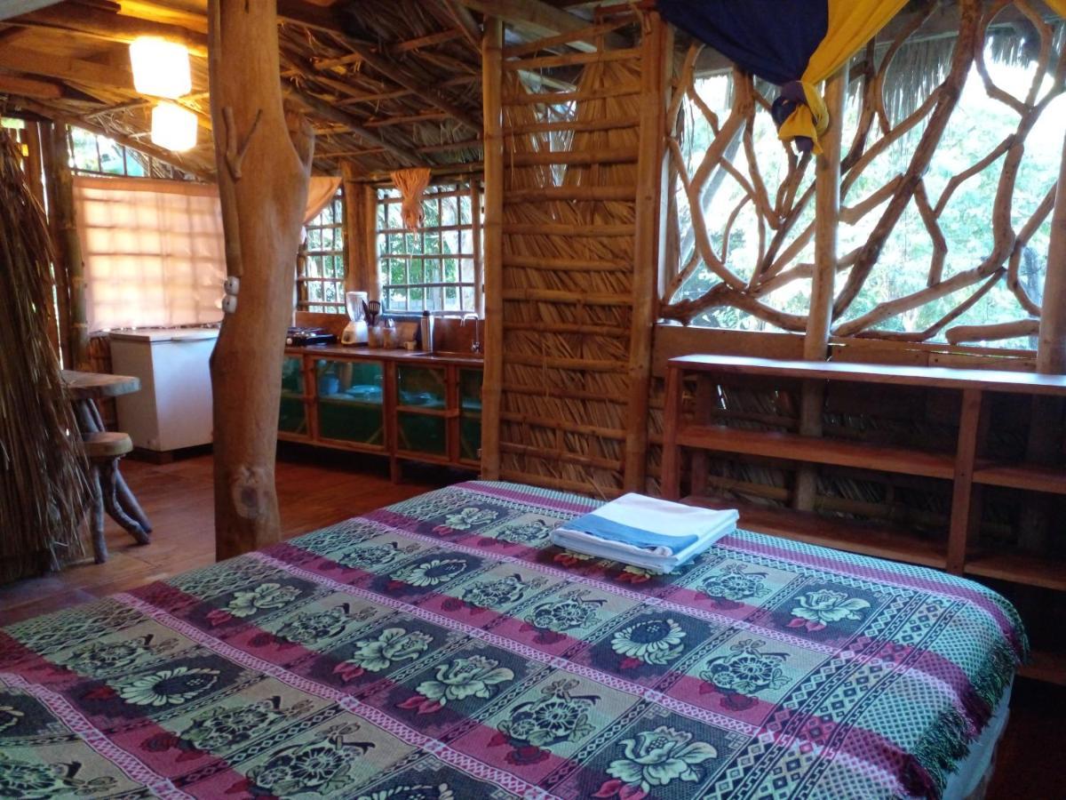 El Bamboo Cabins Balgue Екстериор снимка