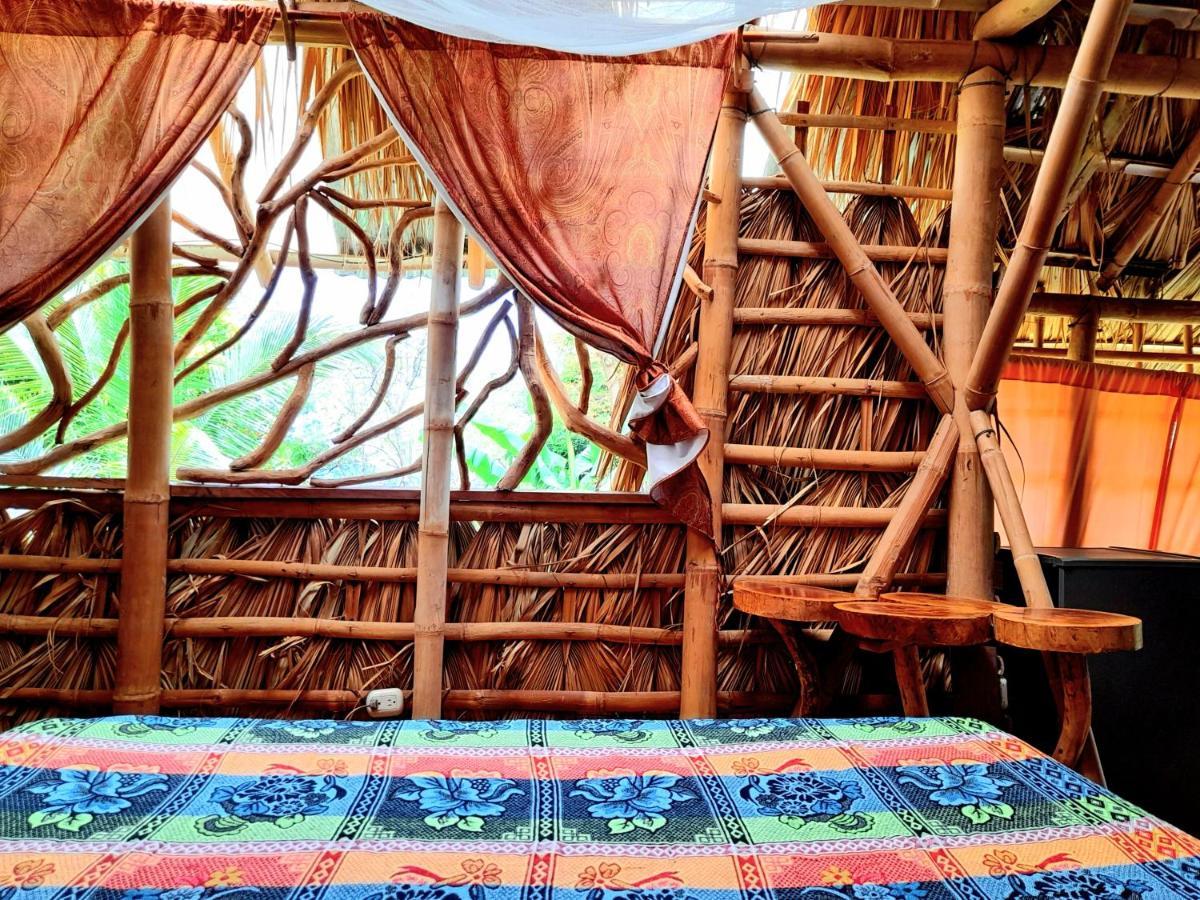 El Bamboo Cabins Balgue Екстериор снимка