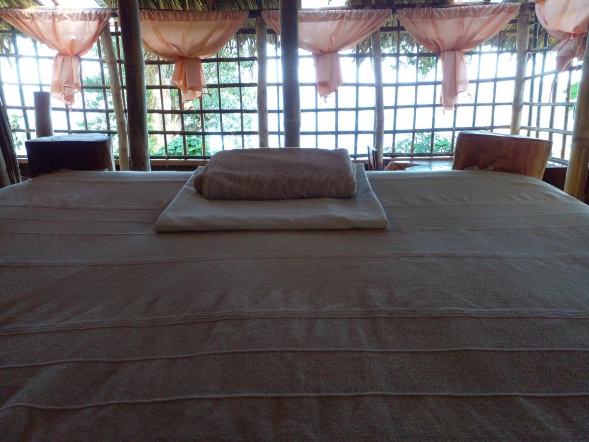 El Bamboo Cabins Balgue Екстериор снимка
